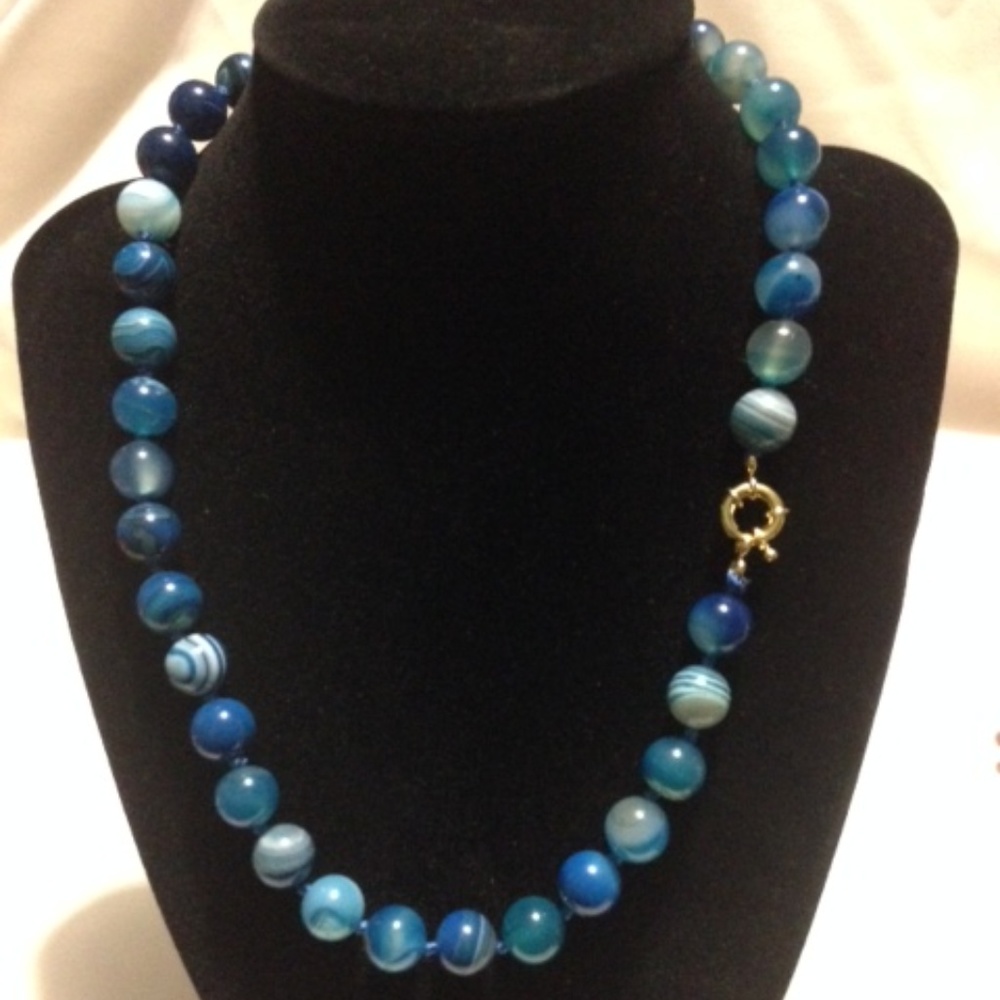 300CT Blue Striped Onyx Agate Gemstone Necklace